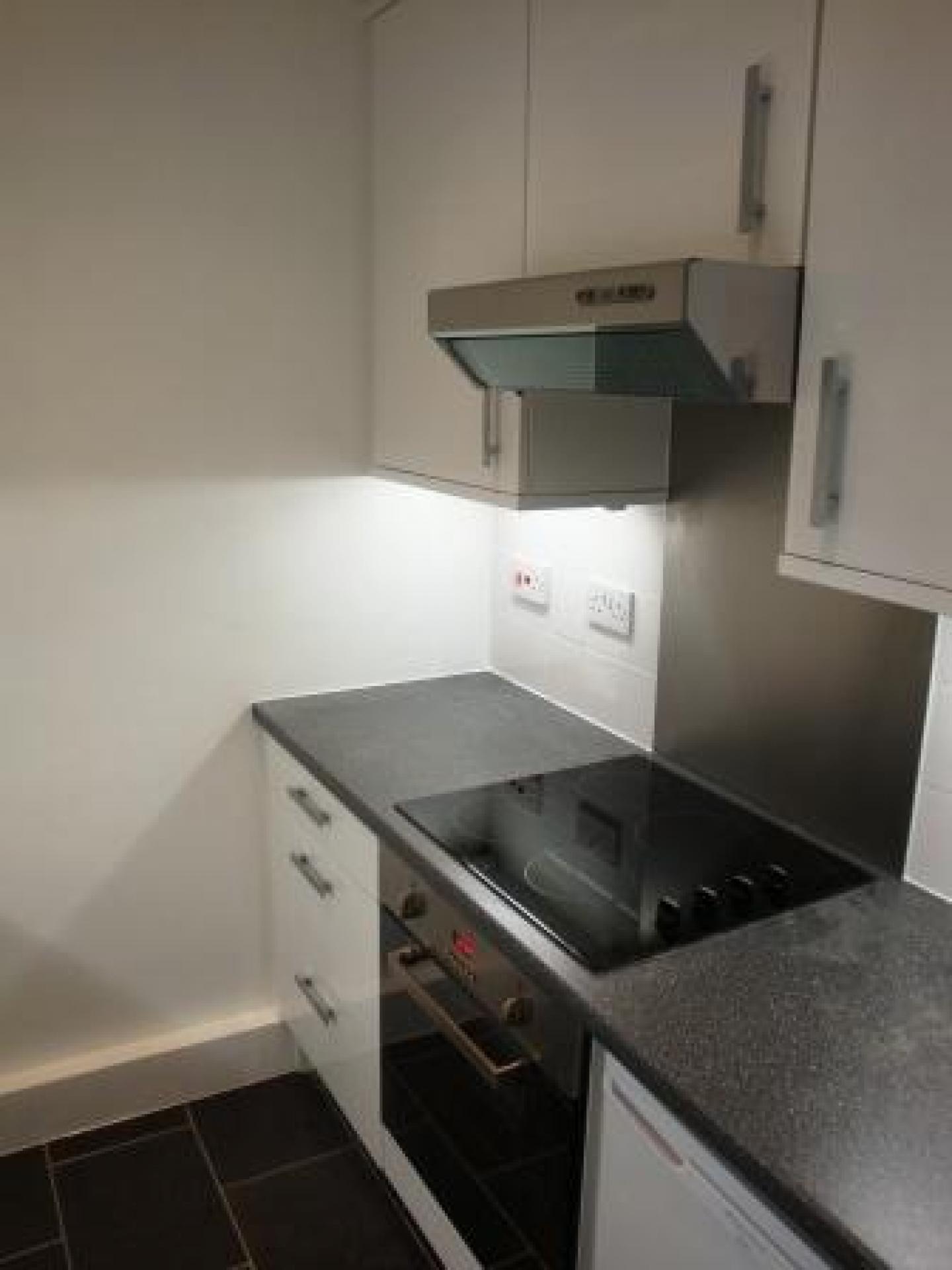 			1 Bedroom, 1 bath, 1 reception Flat			 Scott Ellis Gardens, ST.JOHNS WOOD NW8